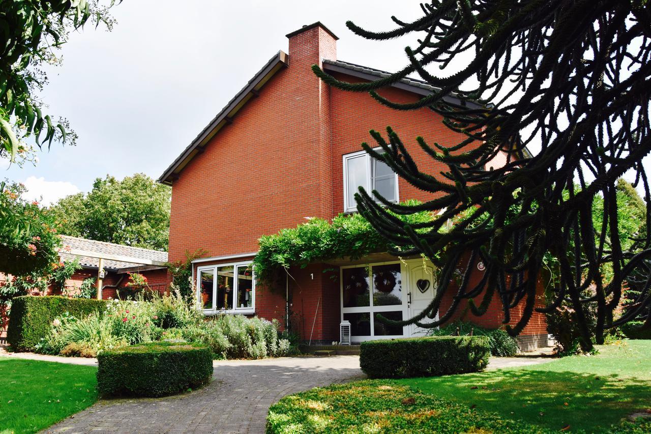 Bed and Breakfast De Hagendoorn Moorveld Exterior foto